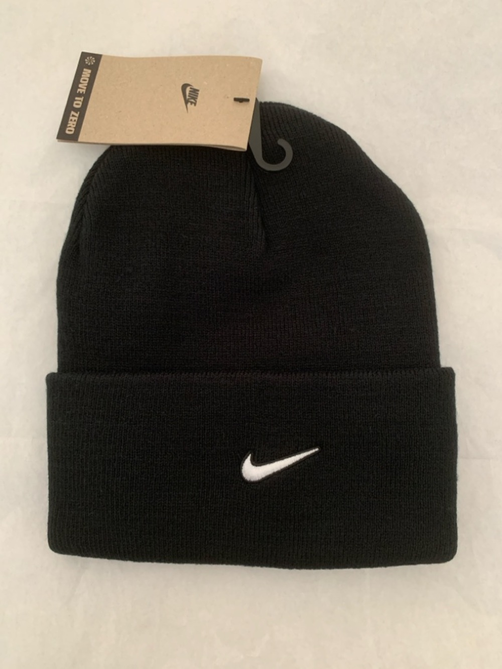 Nike Peak Tall Cuff Swoosh Beanie NWT Black White Knit Hat Unisex HF0167